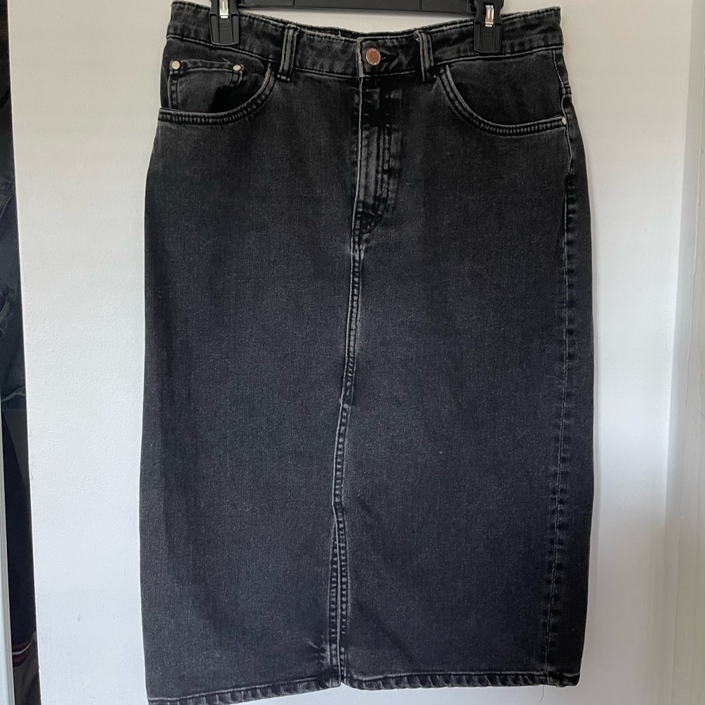 Zara distressed black denim midi skirt! Loooove this skirt, great condition!